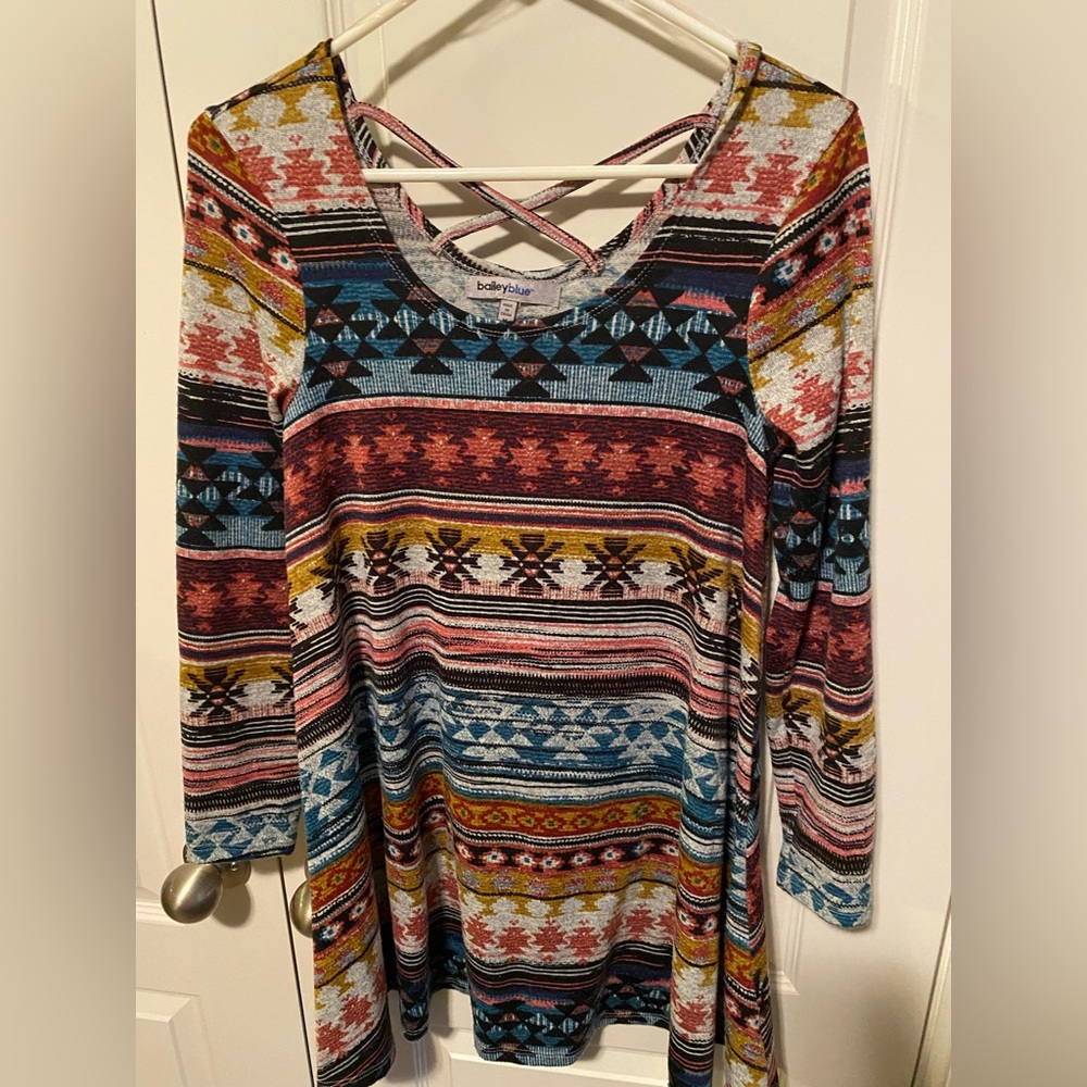 Baileyblue Tunic Dress Aztec Pattern.  Sz M